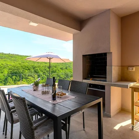 Manola By Briskva * Labin (Istria)